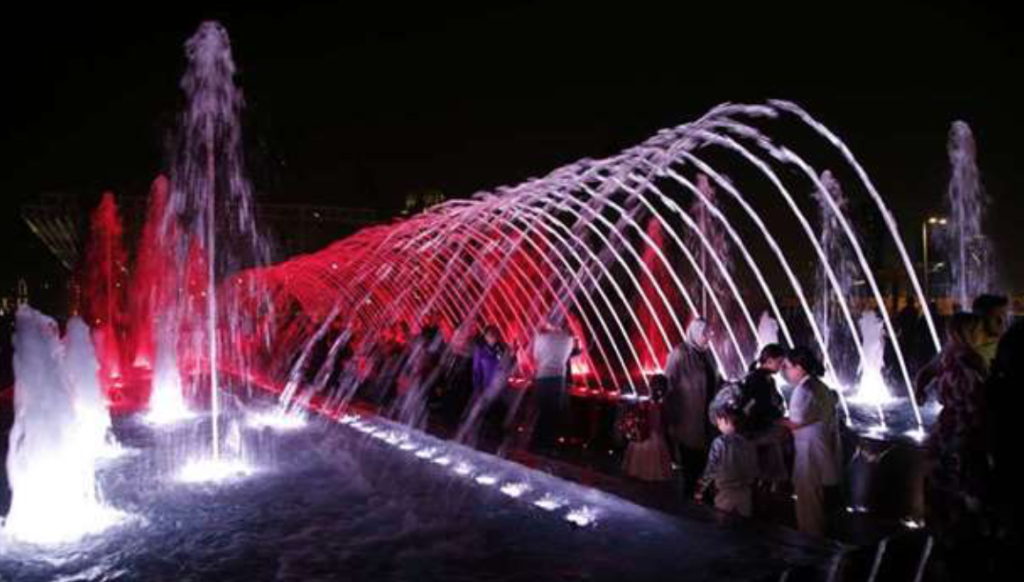 Light festival dazzles visitors